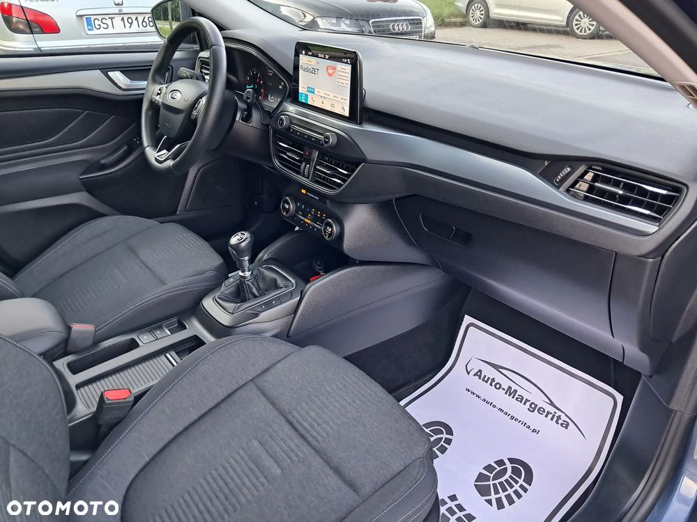 Ford Focus - 28