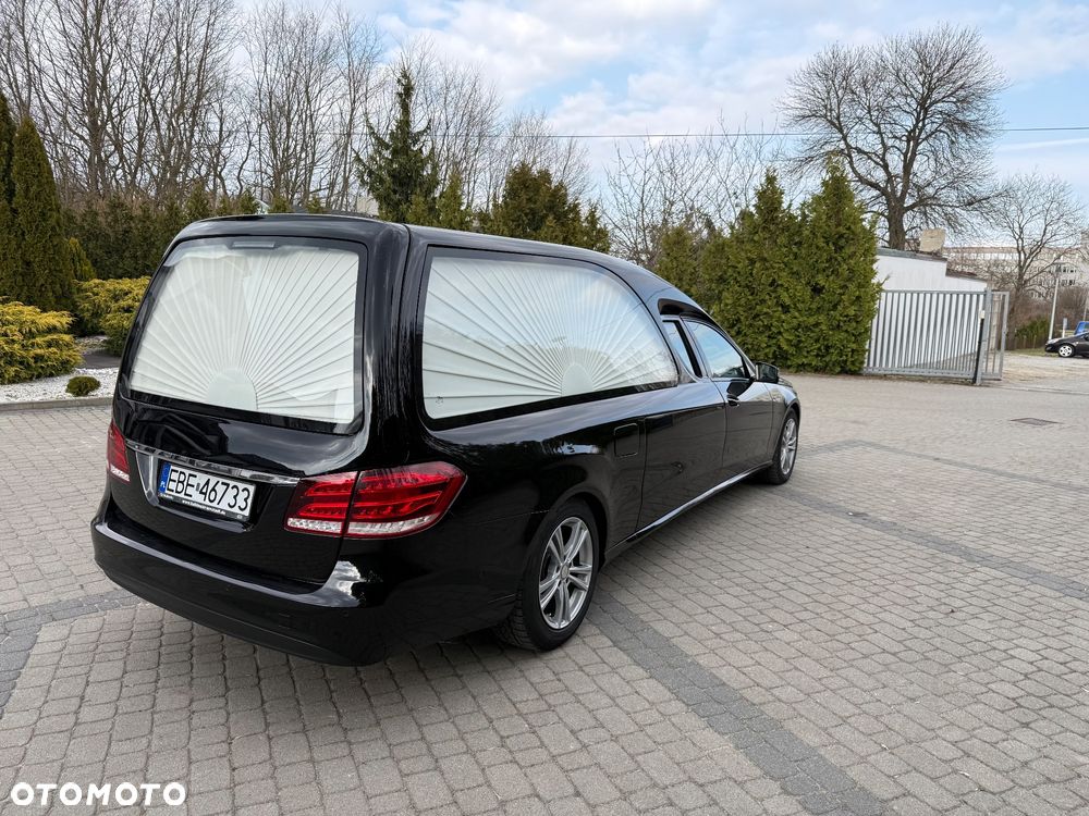 Mercedes-Benz Klasa E - 7