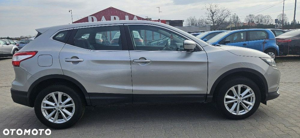 Nissan Qashqai - 10