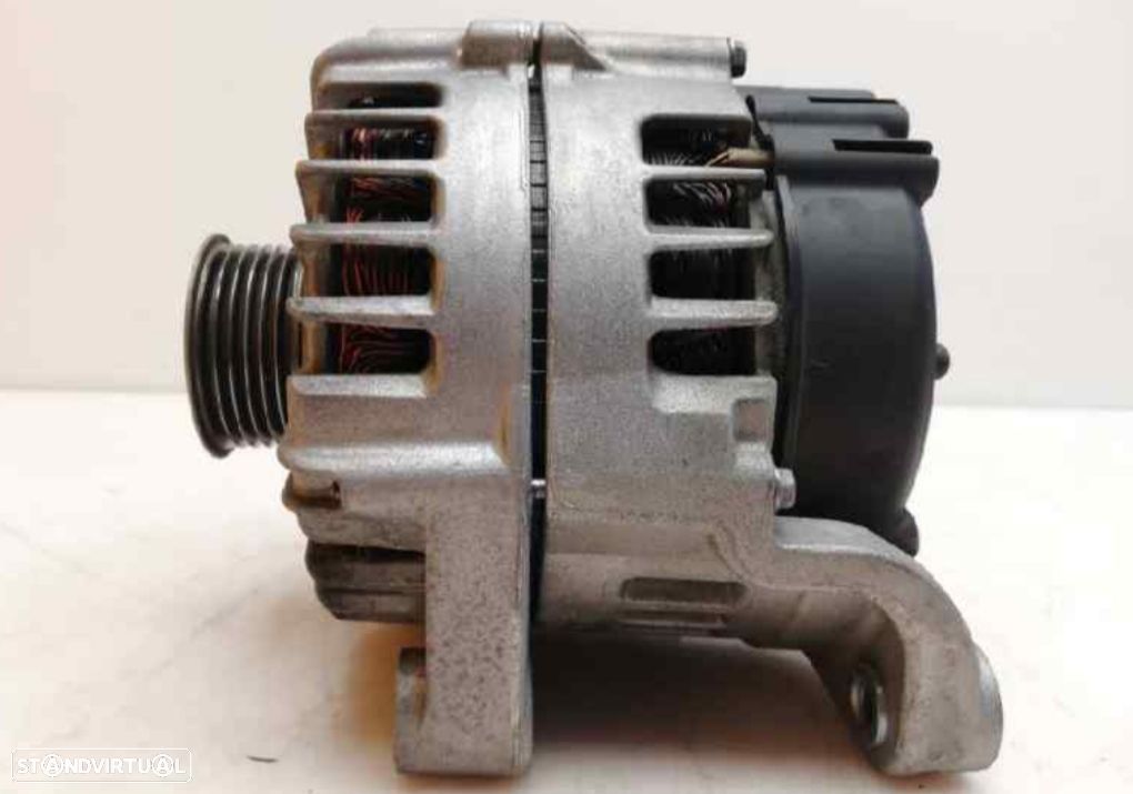Alternador Bmw 118d 318d 320d 520d 2.0d (N47) 180A 14V - 1