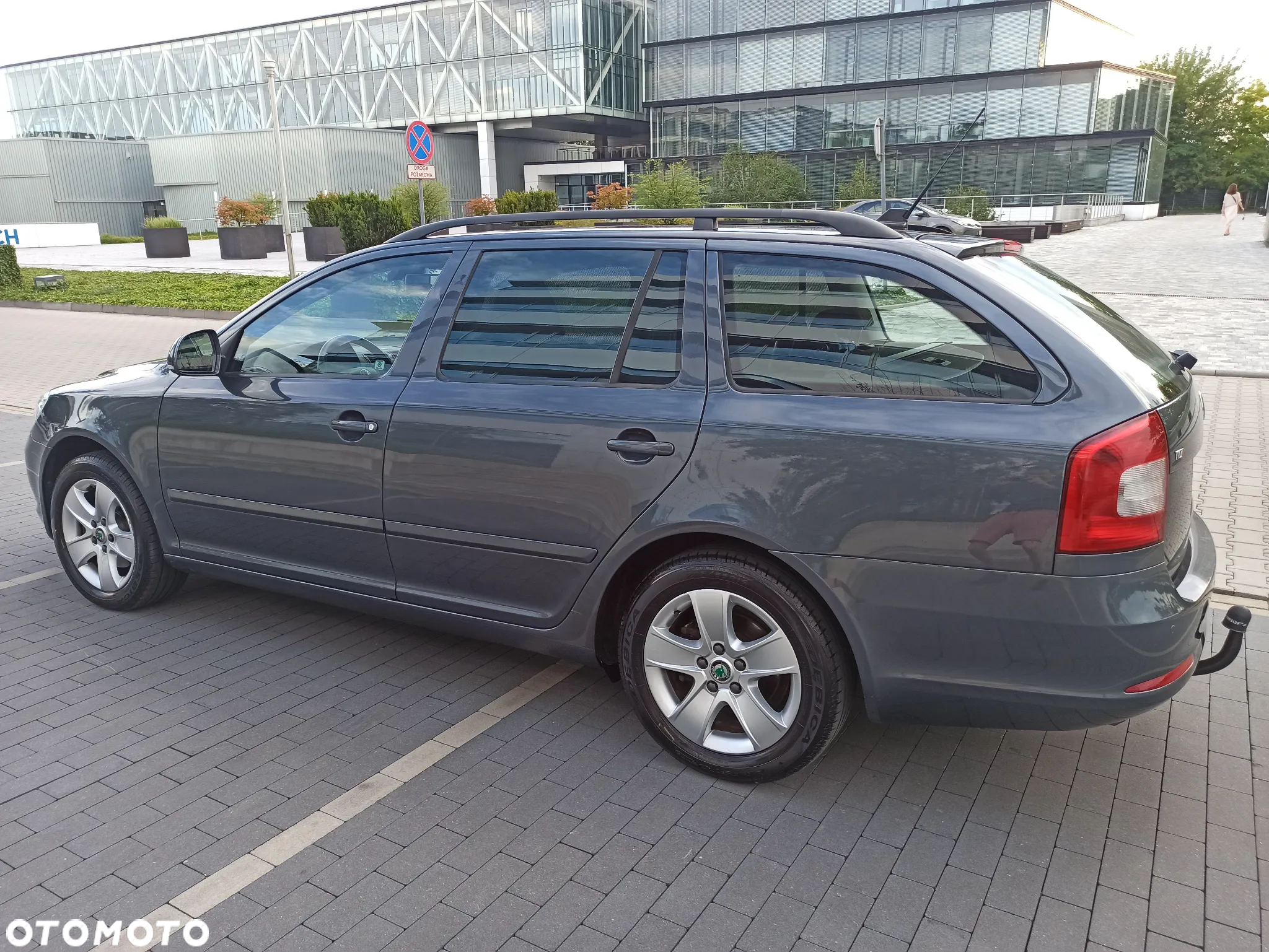 Skoda Octavia 2.0 TDI DPF Elegance - 16