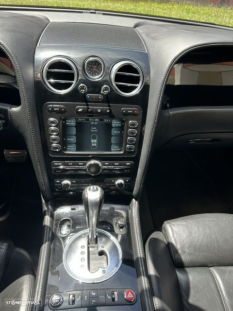 Bentley Continental GT - 13