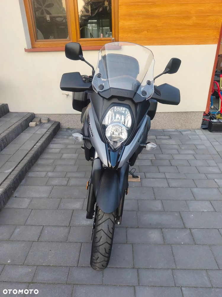 Suzuki V-STROM - 9