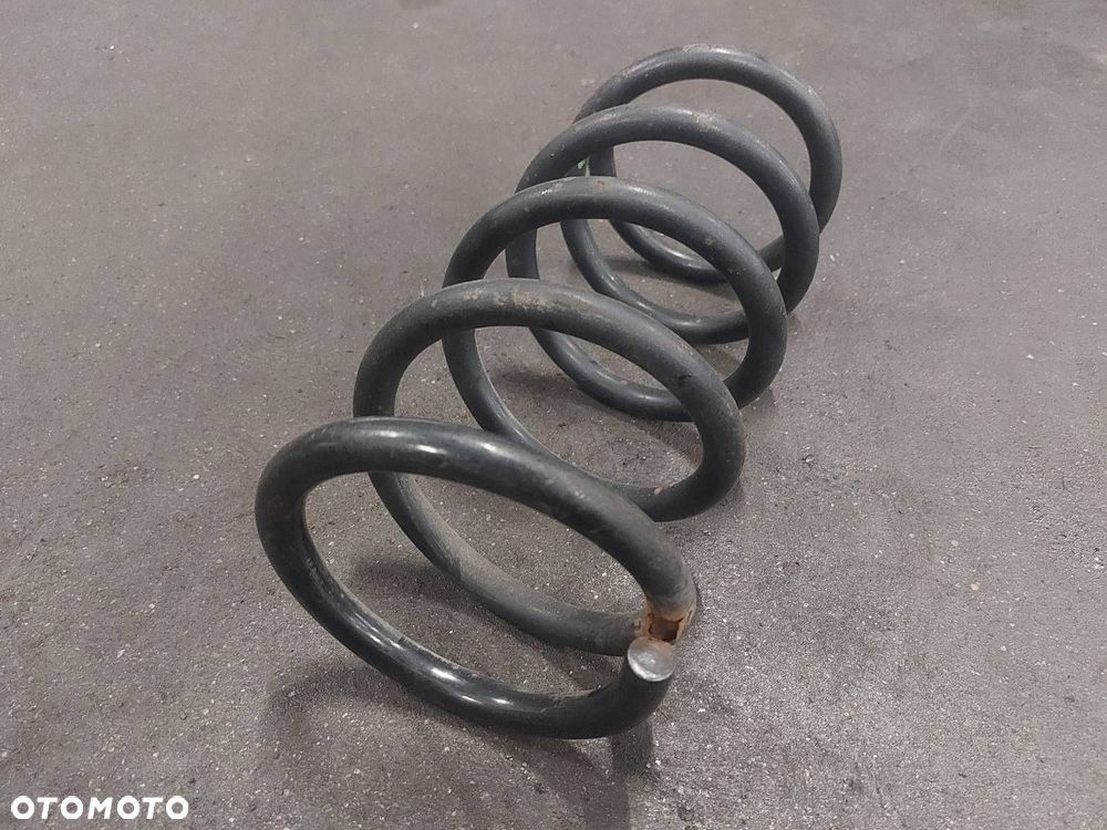 SPRĘŻYNA ZAWIESZENIA TYŁ MAZDA MPV II - 2