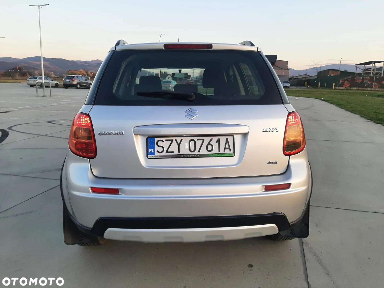 Suzuki SX4 1.6 Comfort Plus 4WD - 13