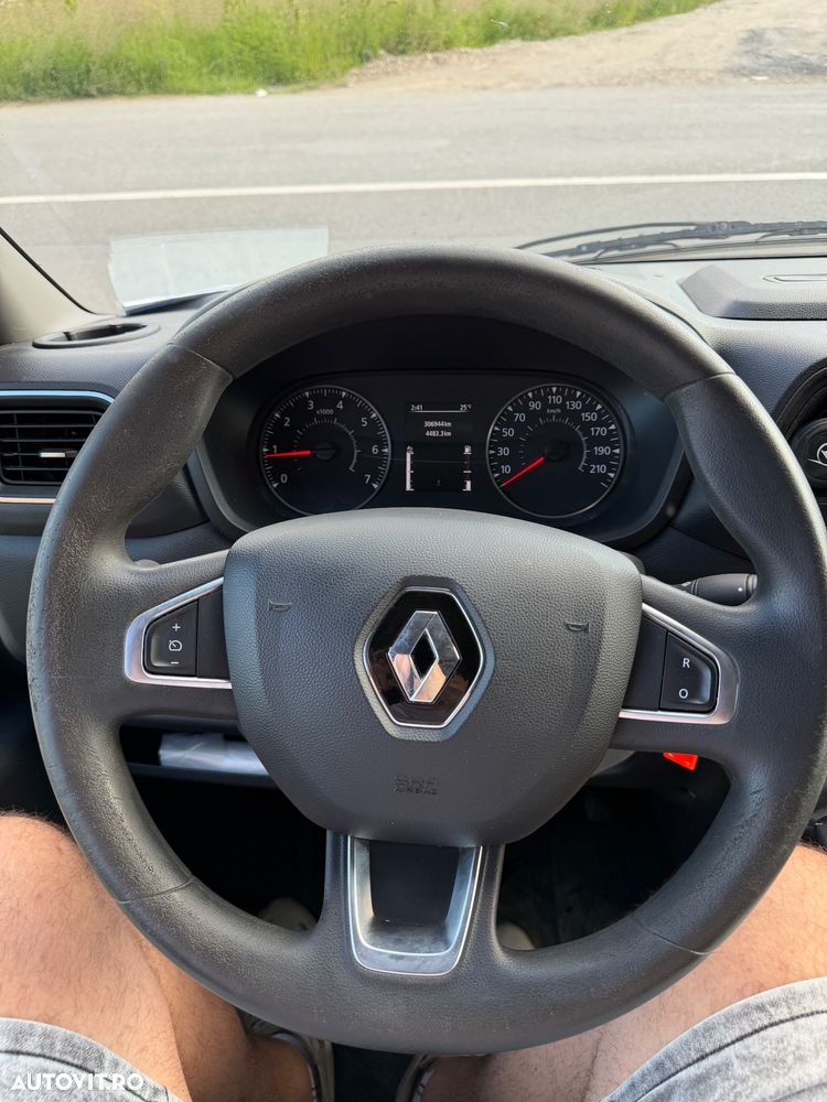 Renault Master - 29