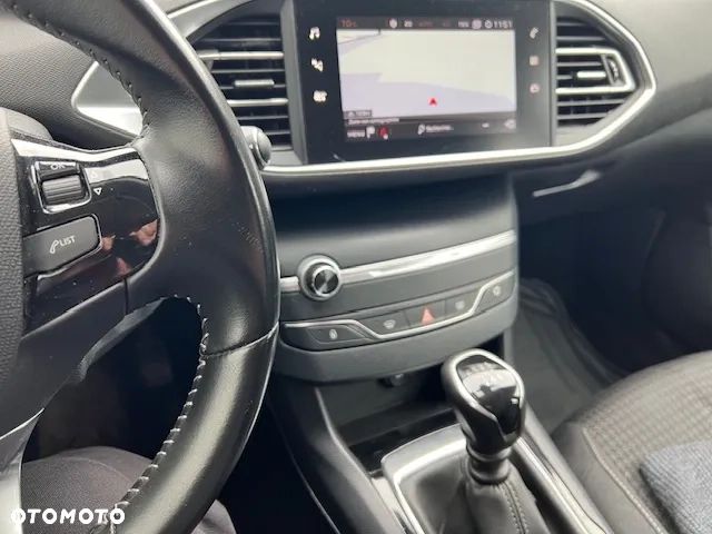 Peugeot 308 BlueHDi FAP 100 Stop & Start Access - 22