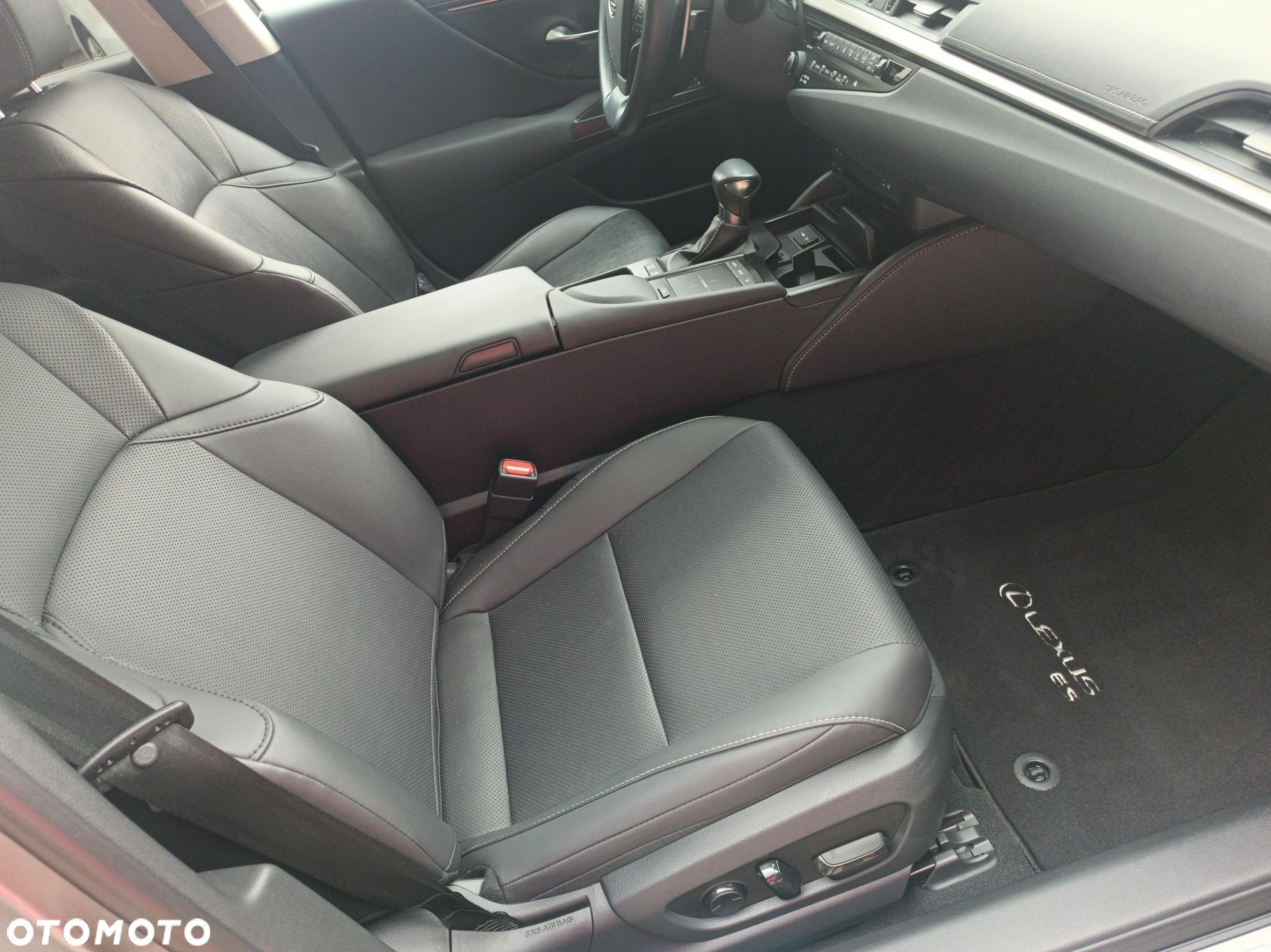 Lexus ES - 27