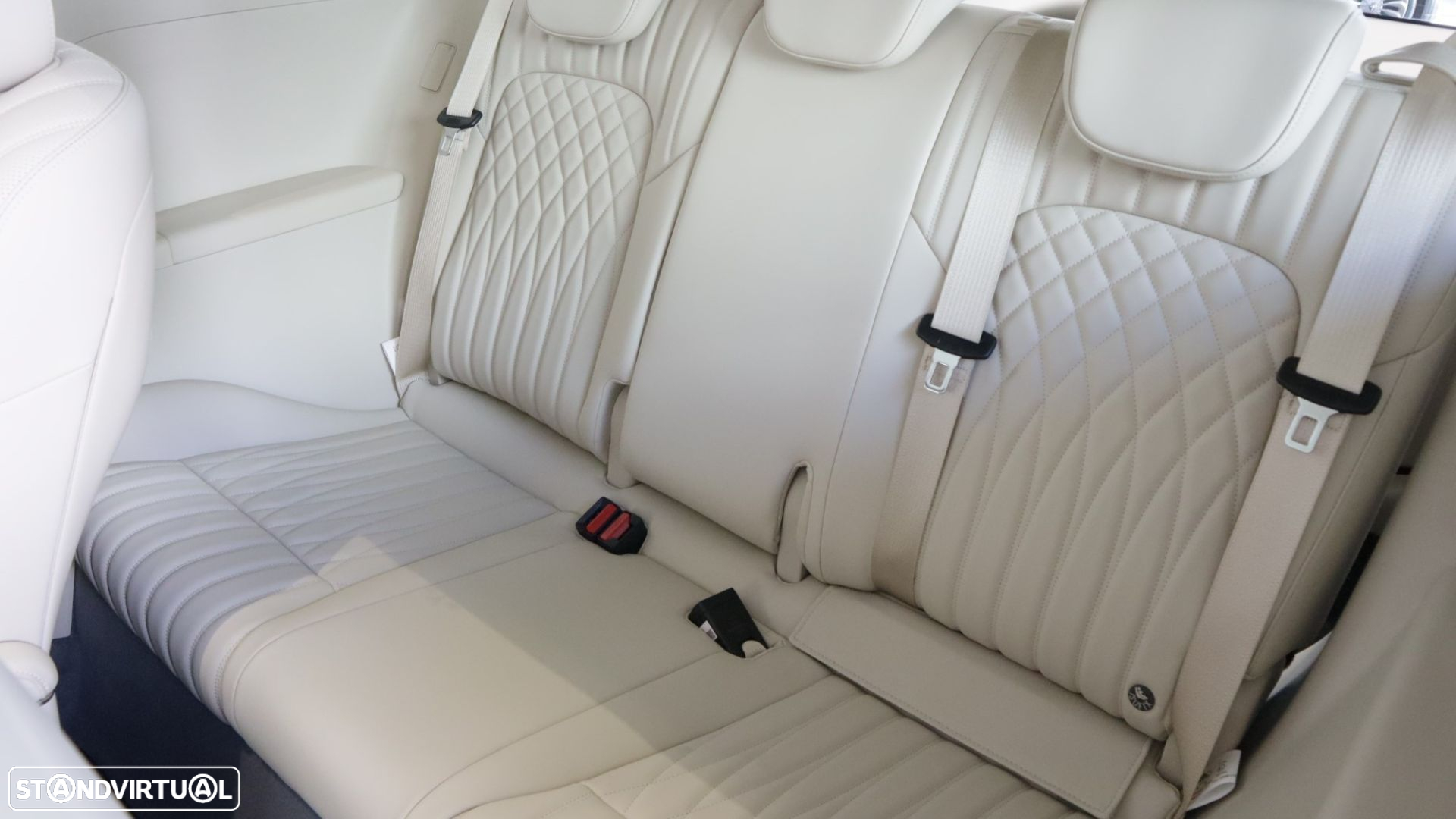 Voyah Dream 109 kWh Luxury - 10