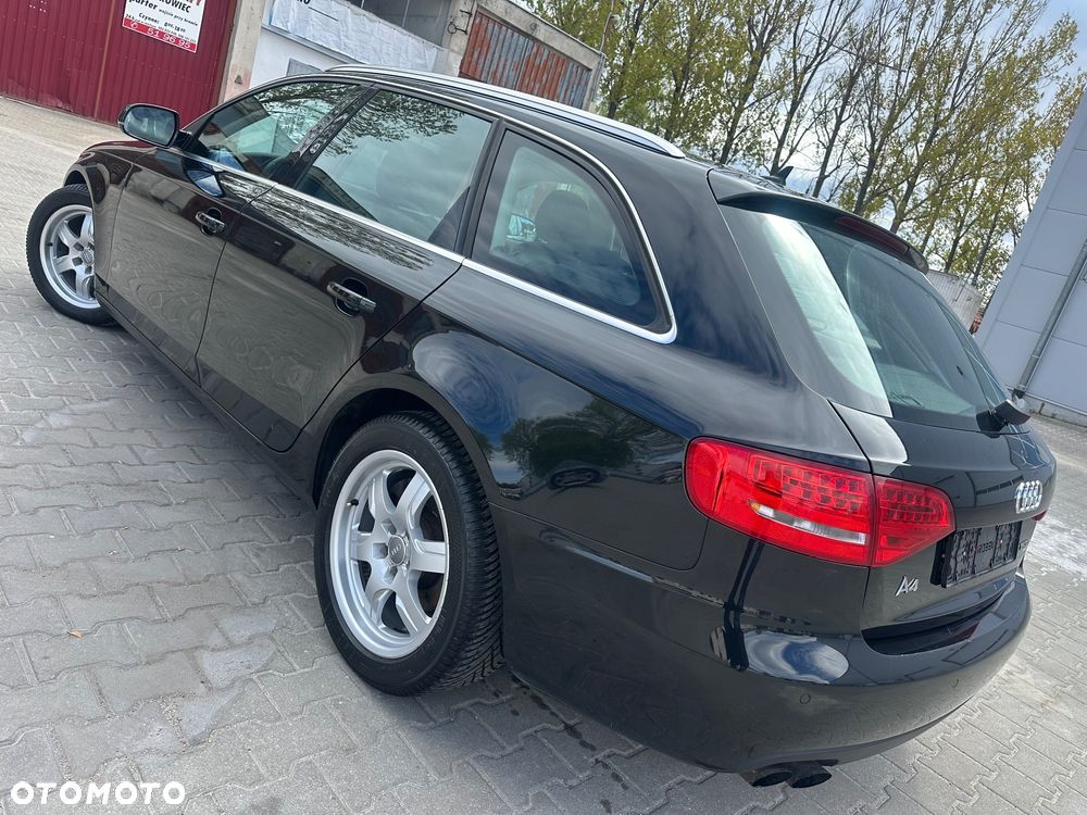 Audi A4 Avant - 4