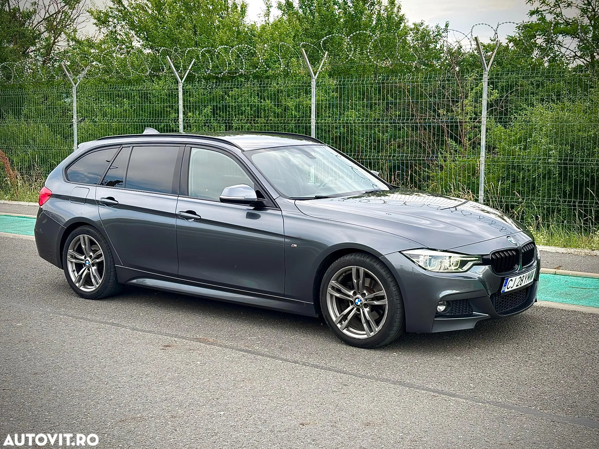 BMW Seria 3 318d Touring Aut. M Sport - 3