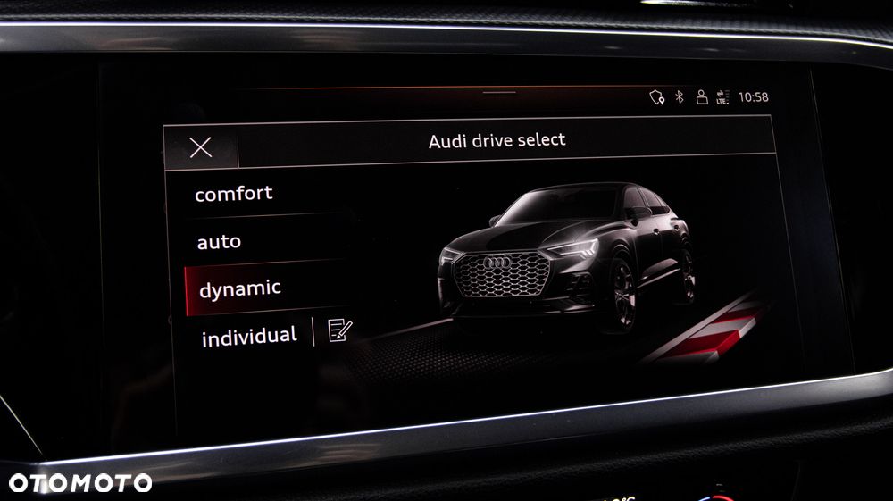 Audi Q3 Sportback 45 TFSIe S tronic S line - 27