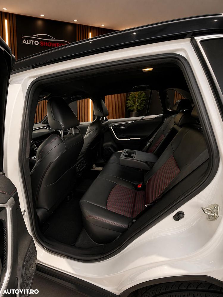 Toyota RAV4 2.5 PHEV VVT-iE 4x4 Style Bi-Tone - 8