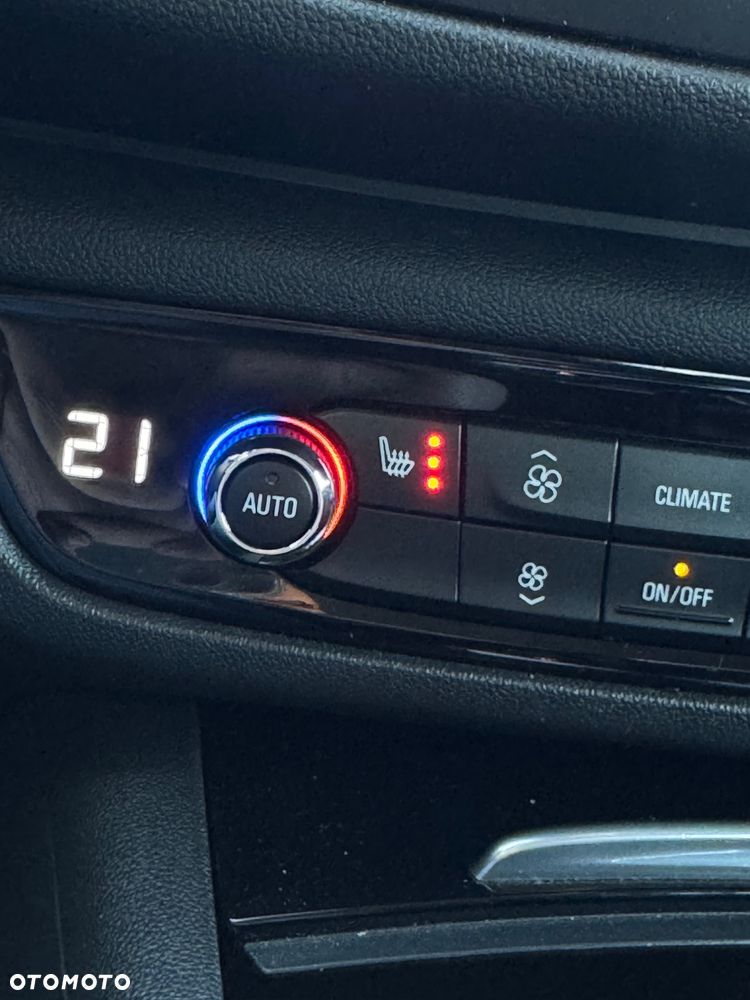 Opel Insignia 2.0 CDTI Innovation S&S - 16