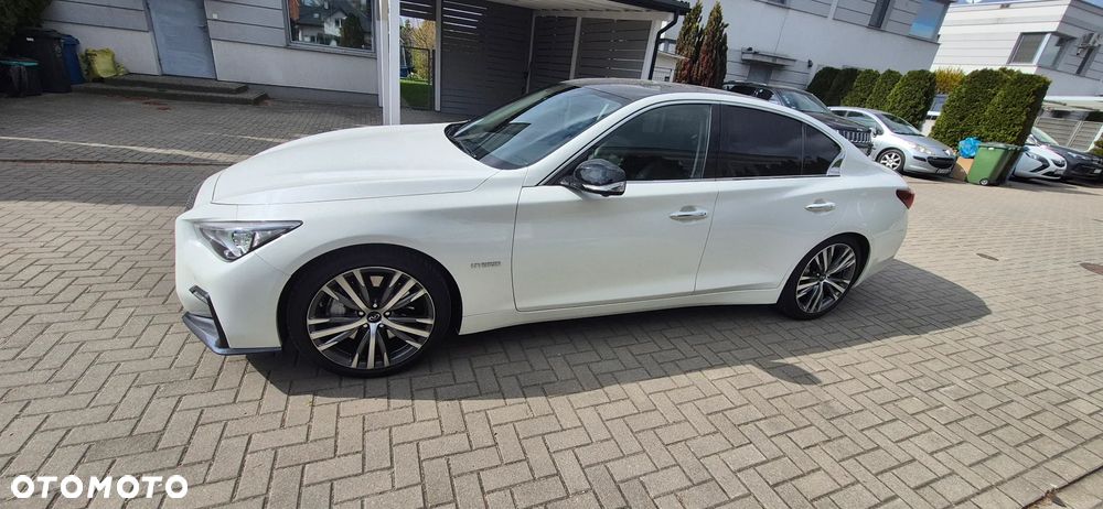 Infiniti Q50 - 30