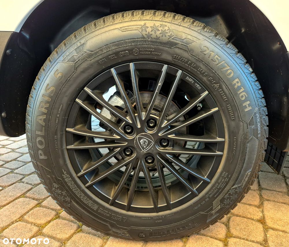 Hyundai ix35 1.7 CRDi 2WD Fifa World Cup Edition - 28
