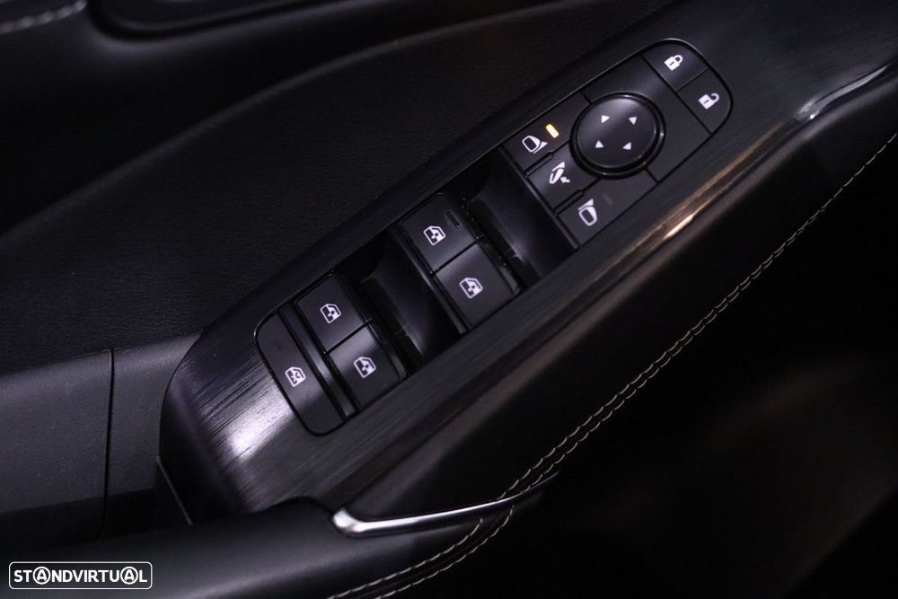 Nissan Qashqai 1.3 DIG-T N-Connecta - 29