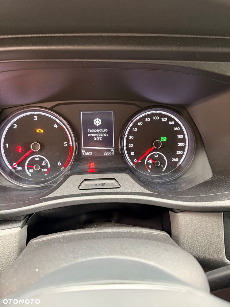 Volkswagen Transporter - 15