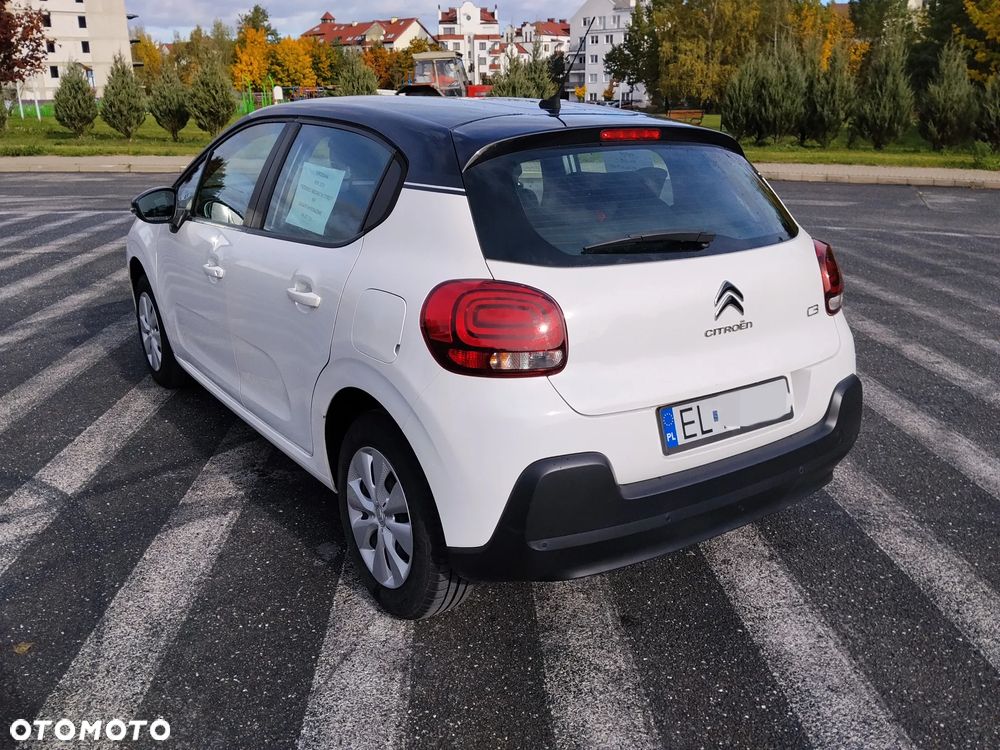 Citroën C3 Pure Tech 82 SHINE - 2