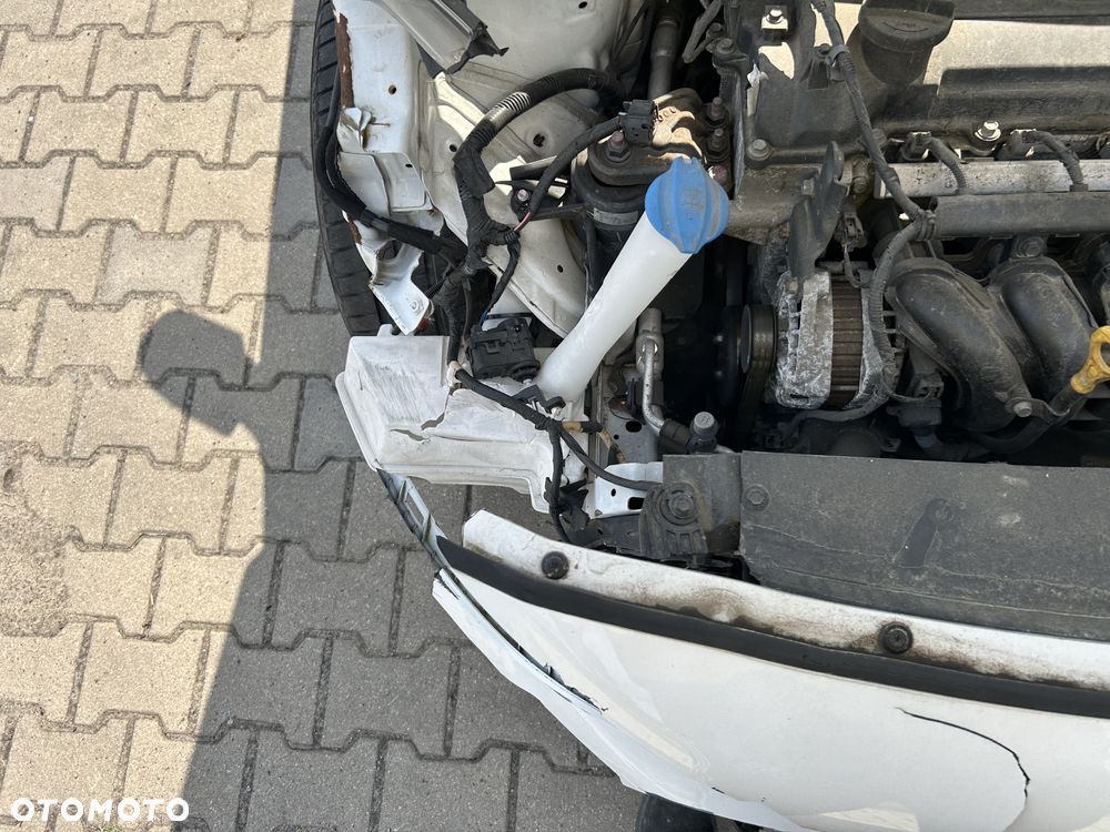 Hyundai i20 - 13