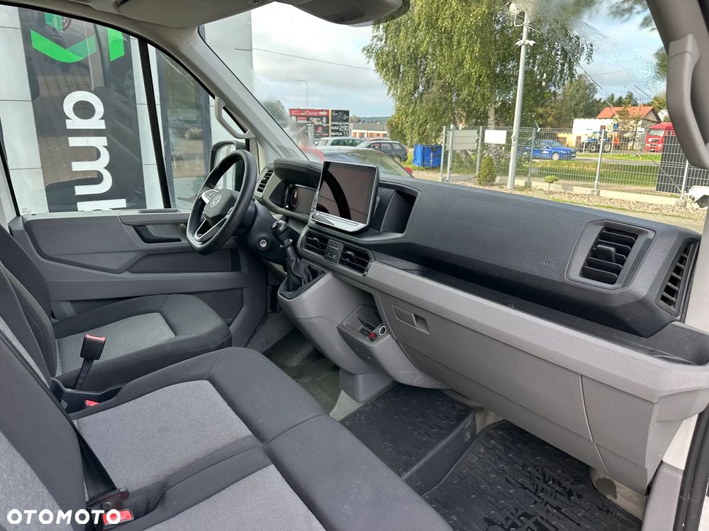 Volkswagen Crafter - 11