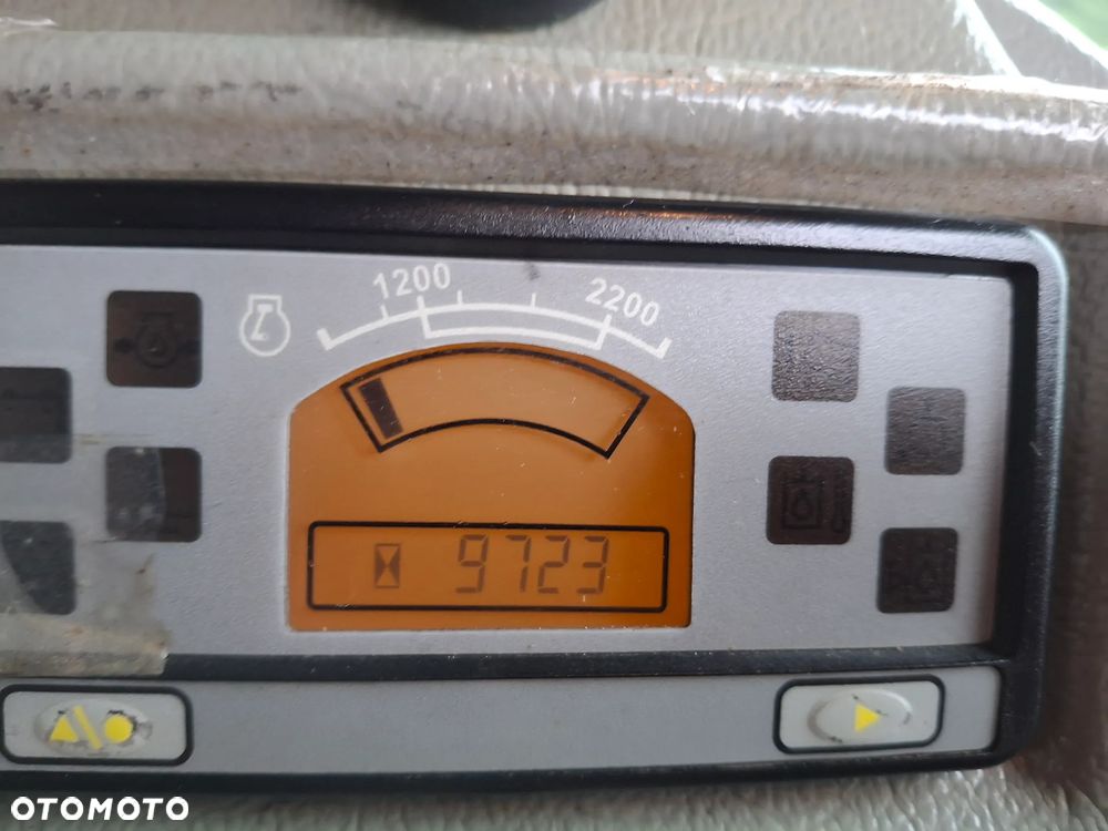 Renault Midlum 220 Zamiatarka Johnston SEMAT Szczotki L/R Obie Strony Dodatkowy SIlnik W Zabudowie Klimatyzacja EUnited PM10 - 29