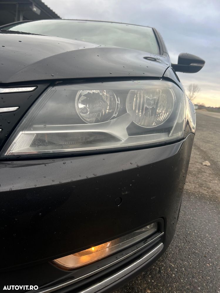 Volkswagen Passat 2.0 TDI BlueMotion Technology DPF Trendline - 5