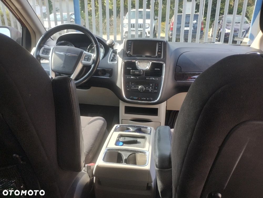 Chrysler Town & Country 3.6 Touring - 5