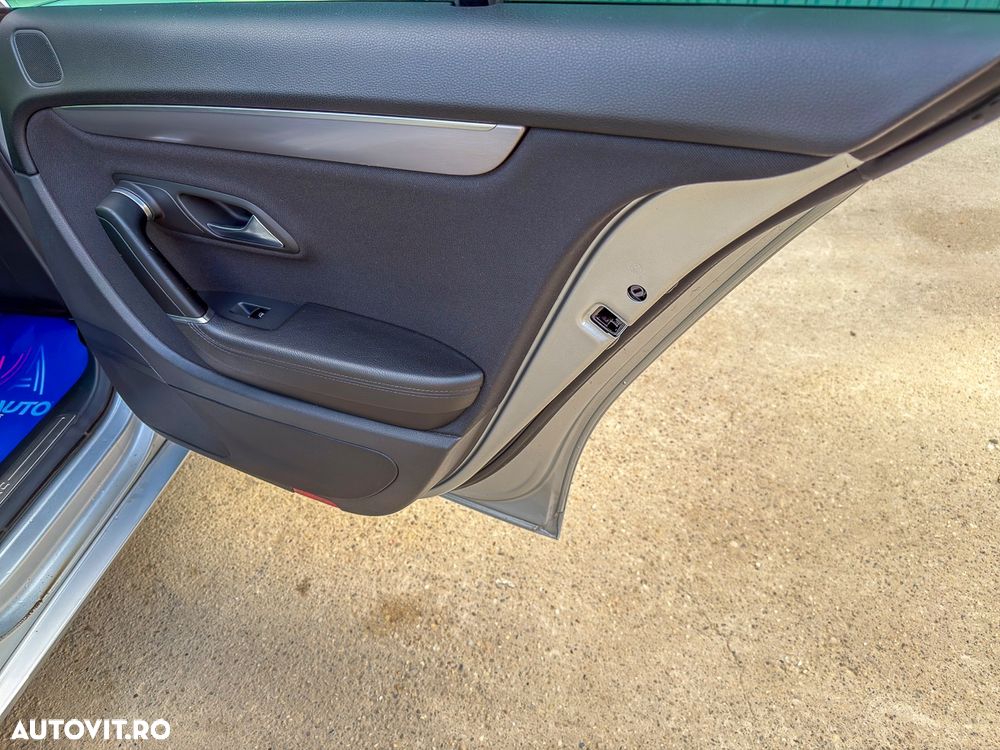 Volkswagen Passat CC 2.0 TDI BlueMotion Technology DSG - 40