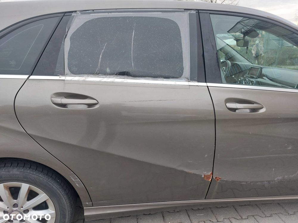 Mercedes-Benz B-Class 2013 photo 4