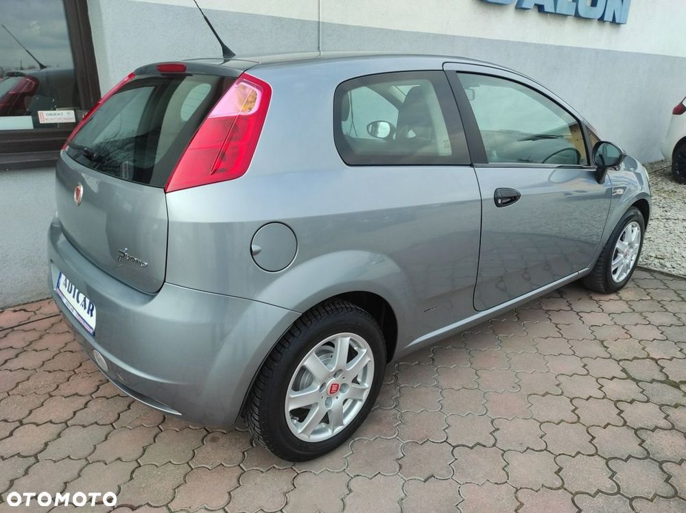 Fiat Grande Punto - 6