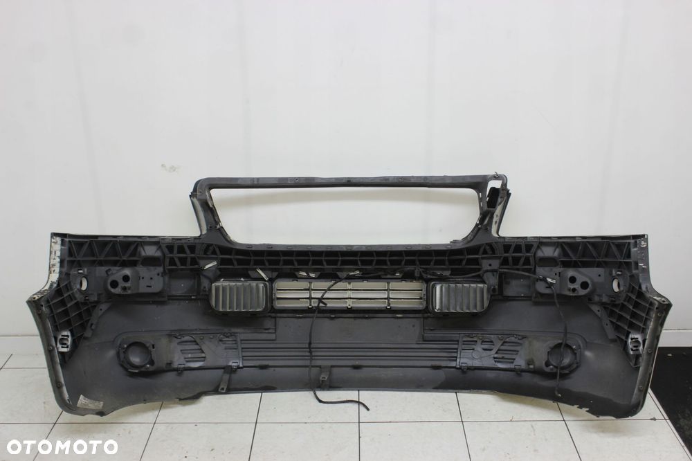 VW TRANSPORTER T5 2003R- ZDERZAK PRZÓD PRZEDNI - 9