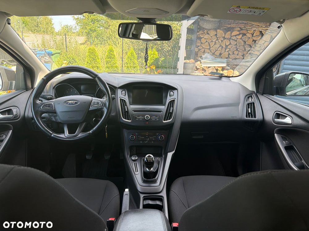 Ford Focus - 11