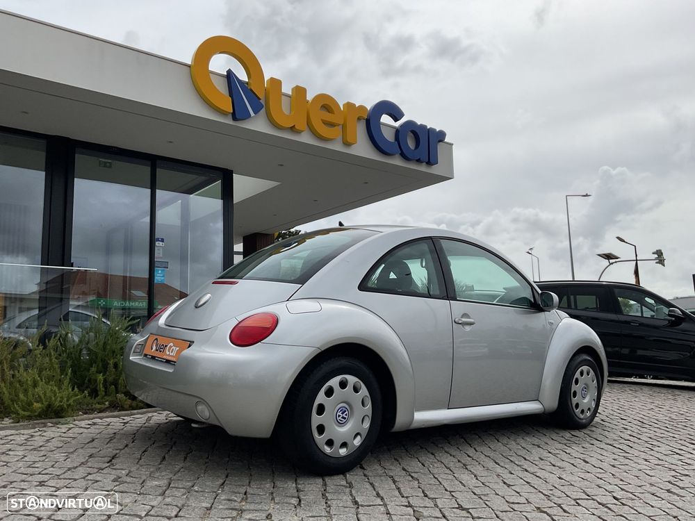 VW New Beetle 1.6 - 14