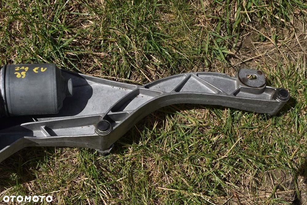 MERCEDES W211 LIFT MECHANIZM WYCIERACZEK SILNICZEK - 4