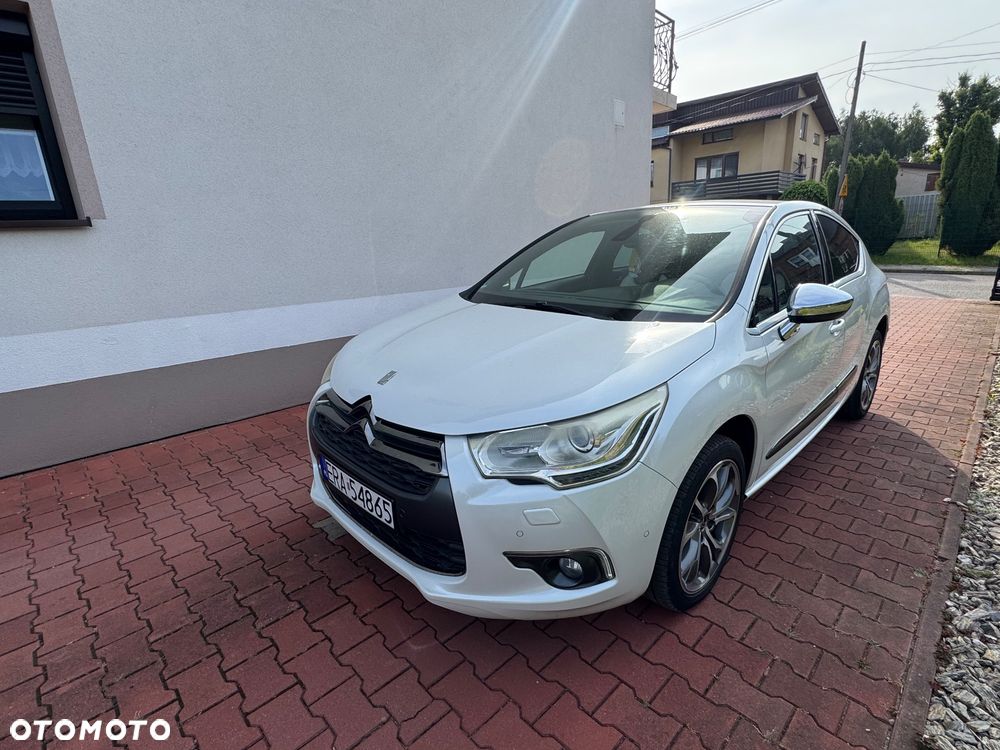 Citroën DS4 1.6 THP SportChic - 4