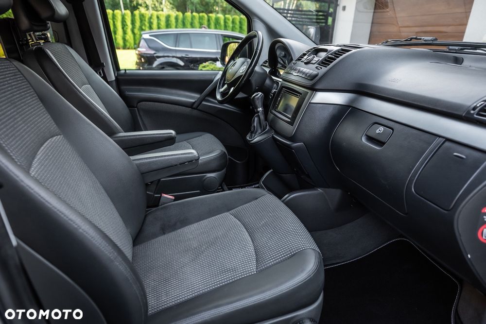 Mercedes-Benz Viano - 10