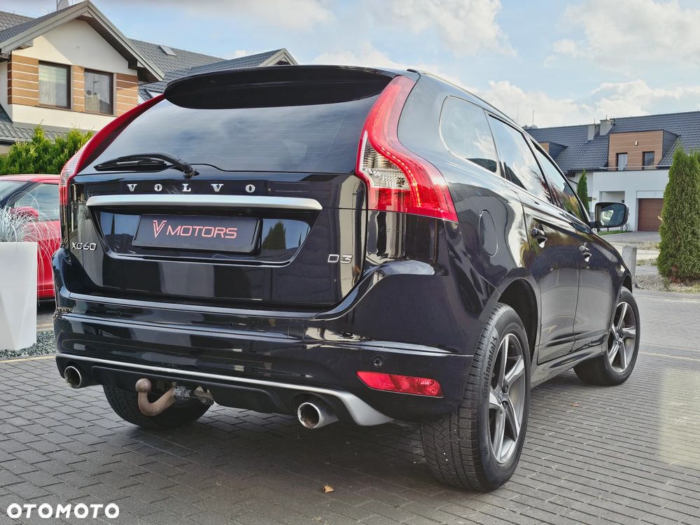 Volvo XC 60 D3 Drive-E R-Design Momentum - 3