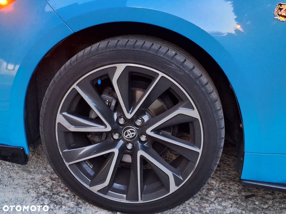 Toyota Corolla - 9