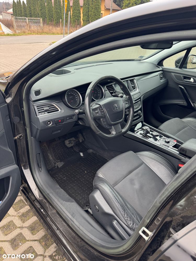 Peugeot 508 Hybrid4 - 13
