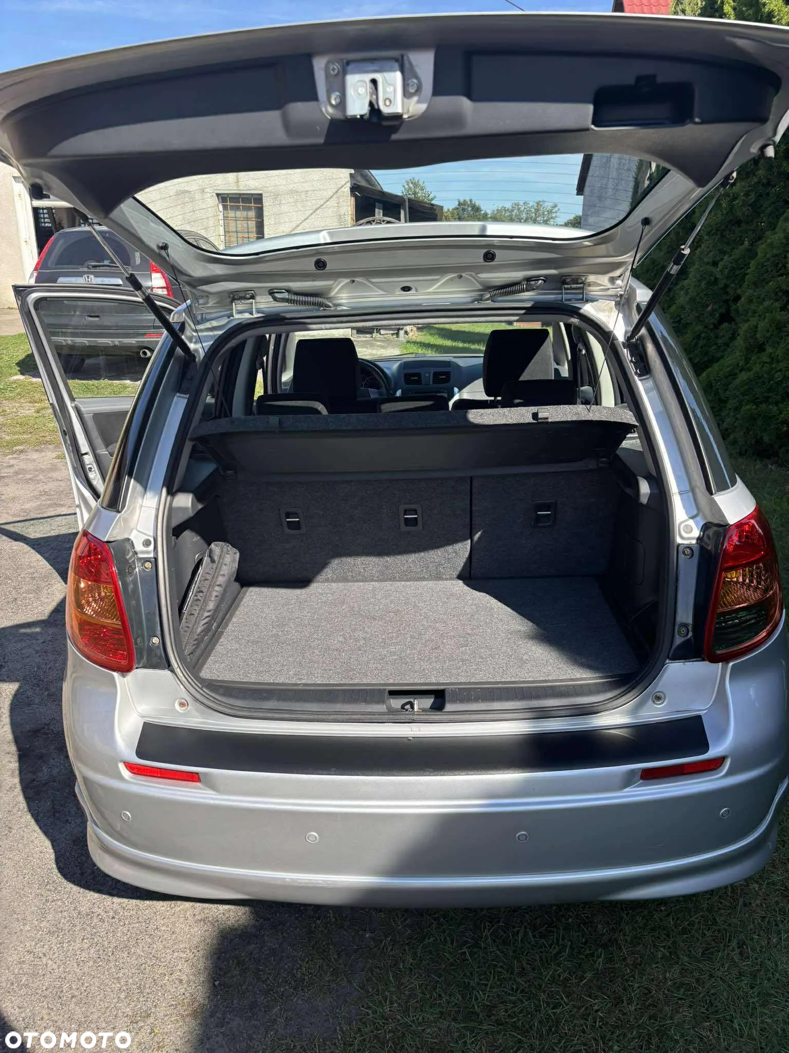 Suzuki SX4 1.6 Comfort - 12