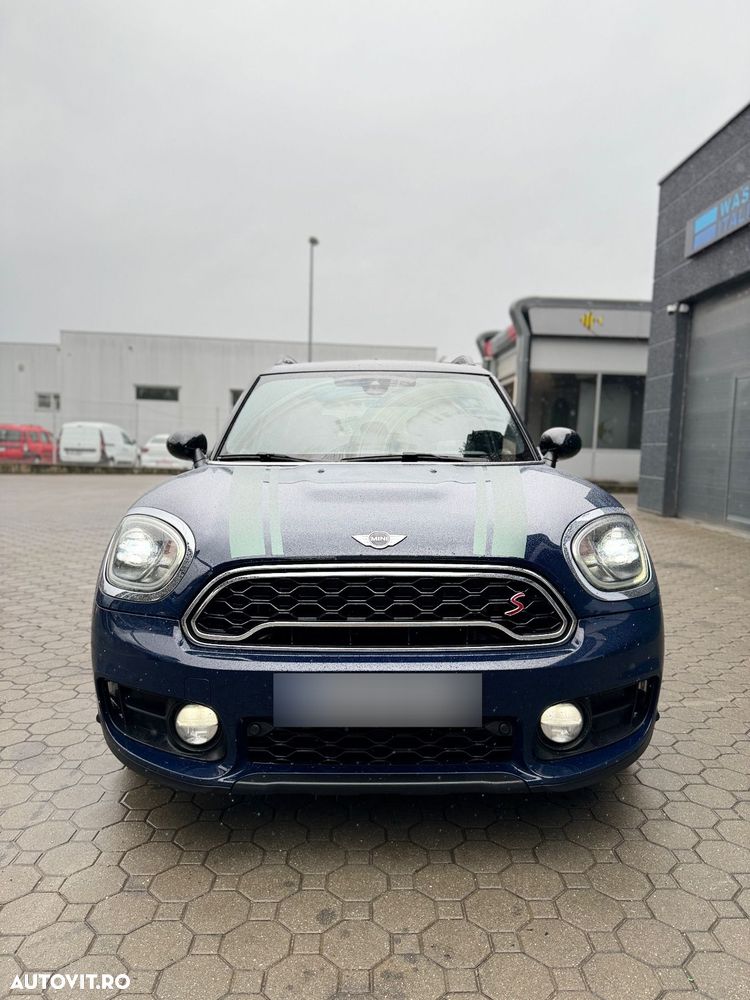 Mini Countryman Cooper SD ALL4 AT - 11