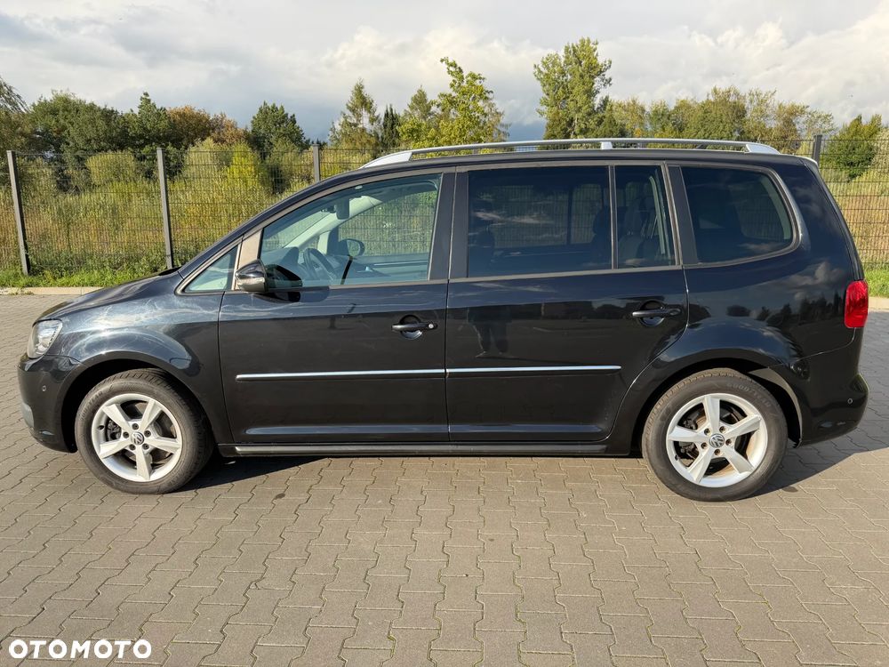 Volkswagen Touran 2.0 TDI DPF BlueMotion Technology Comfortline - 6