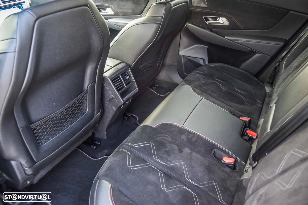 DS DS7 Crossback E-Tense Performance Line EAT8 - 13