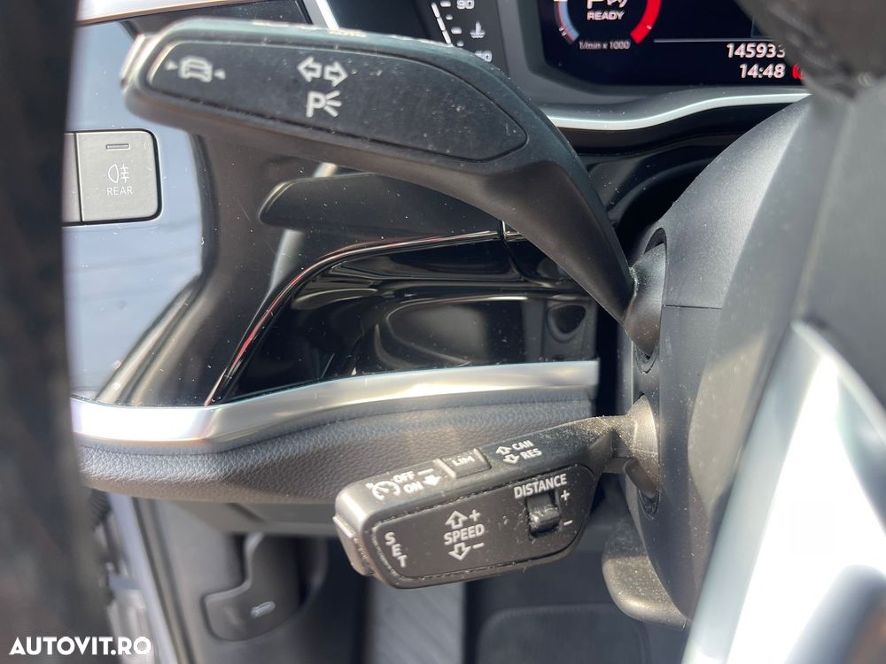 Audi Q3 2.0 40 TDI quattro S tronic Basic - 22