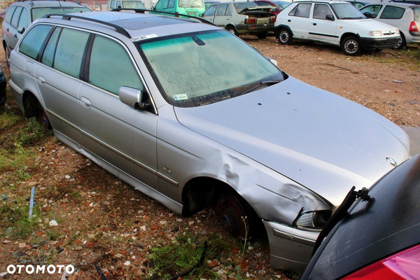 BMW 5 530 E39 2001 3.0D M57 Kombi (MASKA, ZDERZAK, LAMPA, BŁOTNIK, DRZWI, KLAPA, SZYBA, FOTEL)