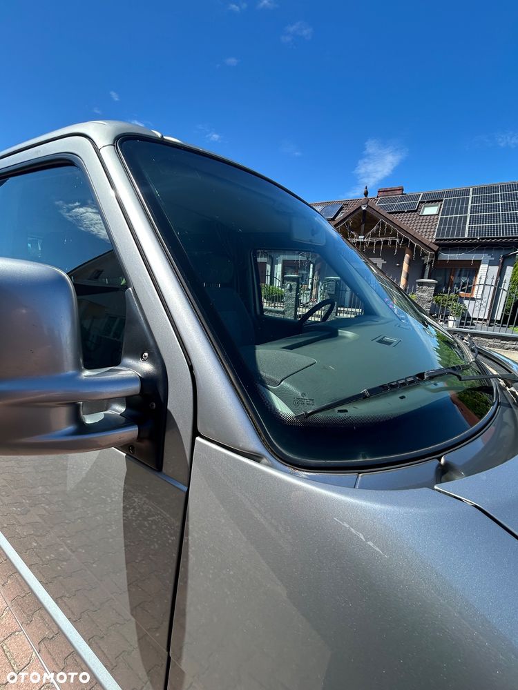 Volkswagen Multivan Standard - 6