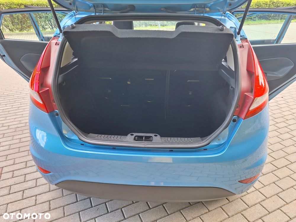 Ford Fiesta 1.25 Titanium - 20
