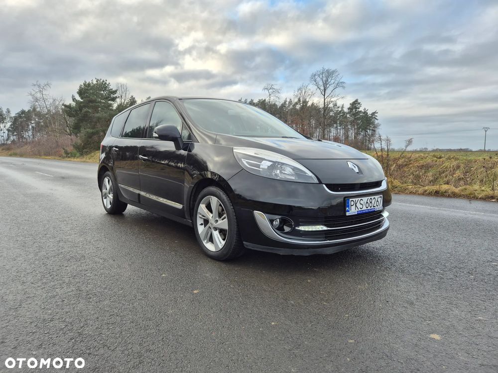 Renault Grand Scenic Energy dCi 130 Start & Stop Euro 6 Bose Edition - 19