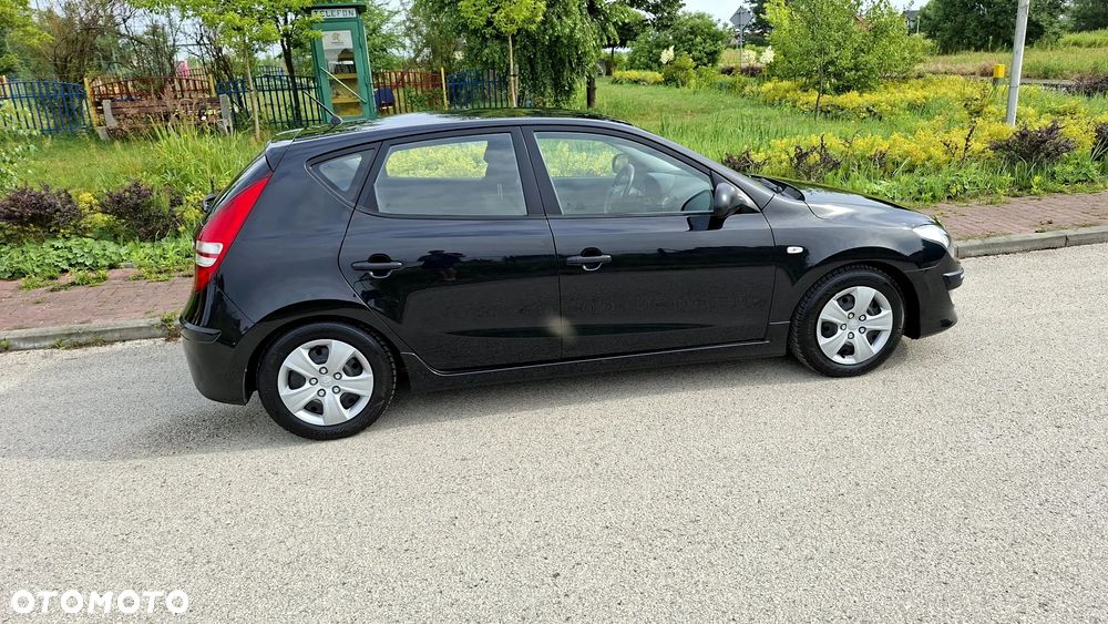 Hyundai i30 1.4 Blue Comfort - 19
